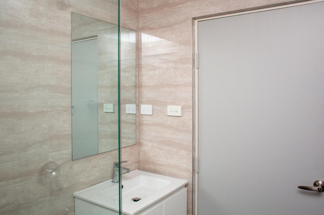 Five Island Hotel Cringila Dış mekan fotoğraf